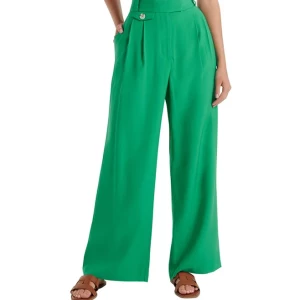 FOREVER NEW Green Regular Fit Pleated Trousers